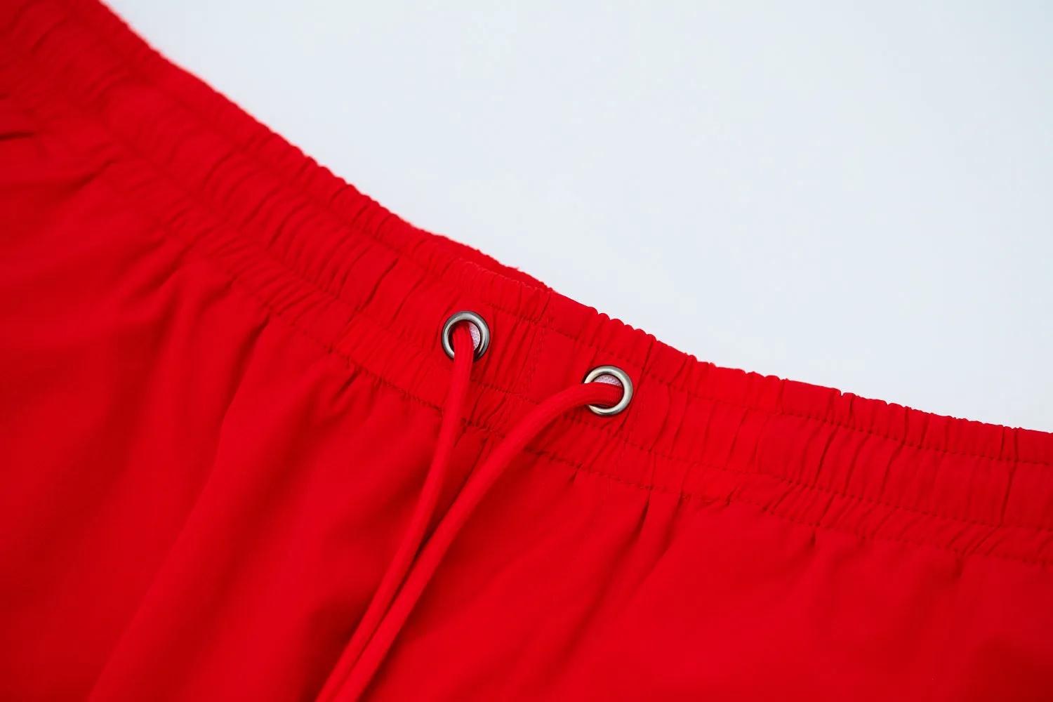 Mas Fresco Nylon Short Red Sky